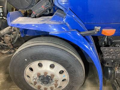 International 8600 Fender