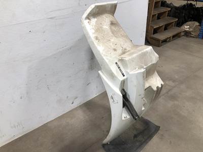 International 8600 Fender