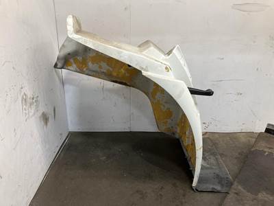 International 8600 Fender