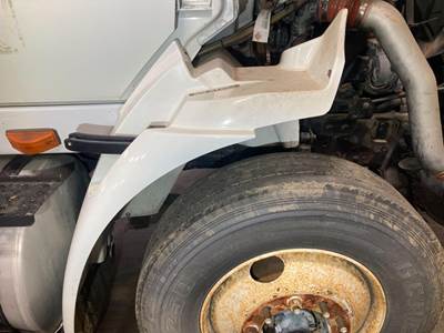 International 8600 Fender