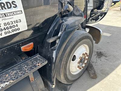 International 8600 Fender