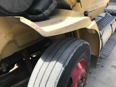 International 8600 Fender