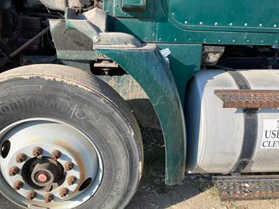 International 9100 Fender