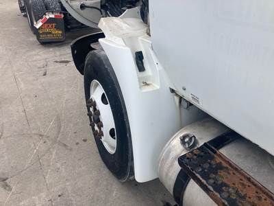International DuraStar 4300 Fender for a International Durastar (4300)