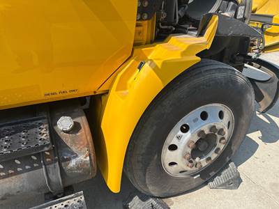 International DuraStar 4300 Fender for a International Durastar (4300)