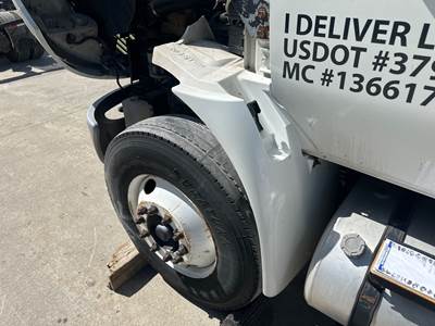 International DuraStar 4300 Fender for a International Durastar (4300)