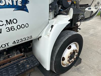 International DuraStar 4300 Fender for a International Durastar (4300)