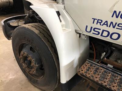 International DuraStar 4400 Fender for a International Durastar (4400)