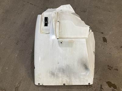 International DuraStar 4400 Fender for a International Durastar (4400)