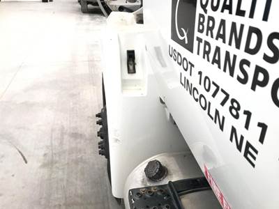 International DuraStar 4400 Fender for a International Durastar (4400)