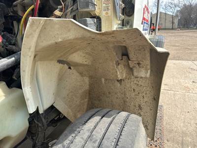 International DuraStar 4400 Fender for a International Durastar (4400)