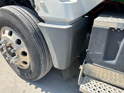 International LT Fender