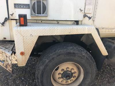 International Paystar 5000 Fender for a International 5000 (Paystar)