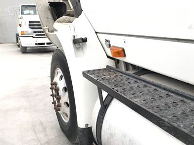 International TranStar 8600 Fender for a International Transtar (8600)