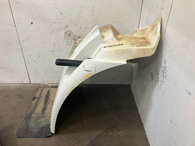 International TranStar 8600 Fender for a International Transtar (8600)