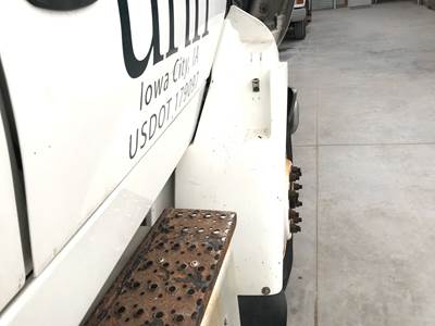 International TranStar 8600 Fender for a International Transtar (8600)