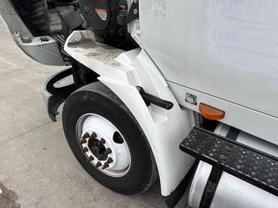 International TranStar 8600 Fender for a International Transtar (8600)