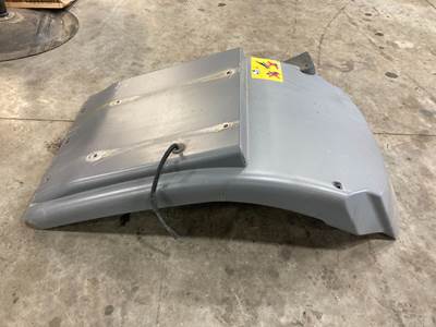 Kenworth K370 Fender