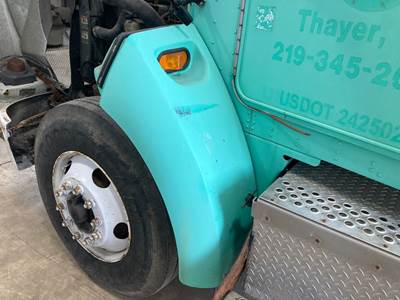 Kenworth T300 Fender