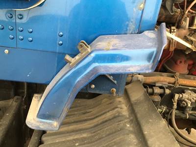 Kenworth T660 Fender