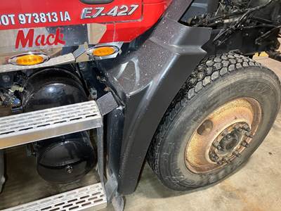 Mack CH Fender
