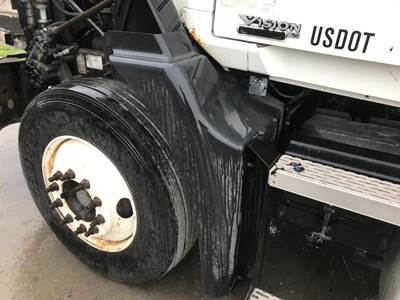 Mack CXN Fender