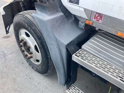 Mack CXN Fender