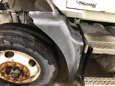 Mack CXN Fender