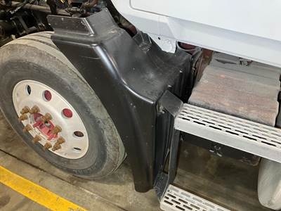 Mack CXN Fender