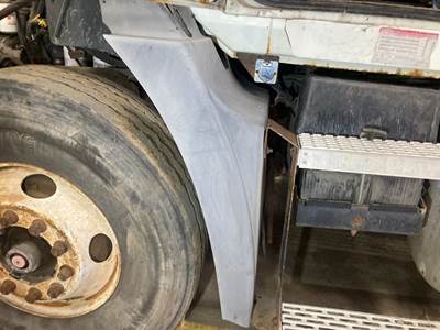 Mack CXN Fender