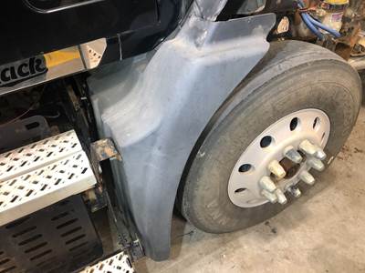 Mack CXU Fender