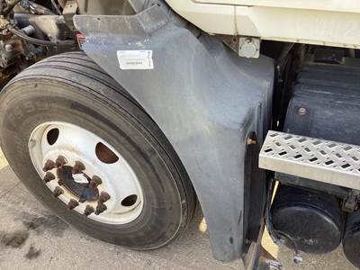 Mack CXU Fender