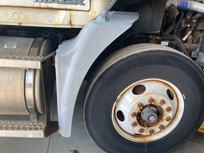Mack CXU Fender