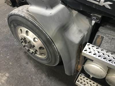 Mack CXU Fender