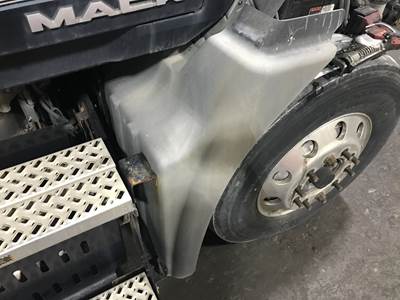 Mack CXU Fender