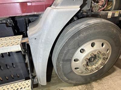 Mack CXU Fender