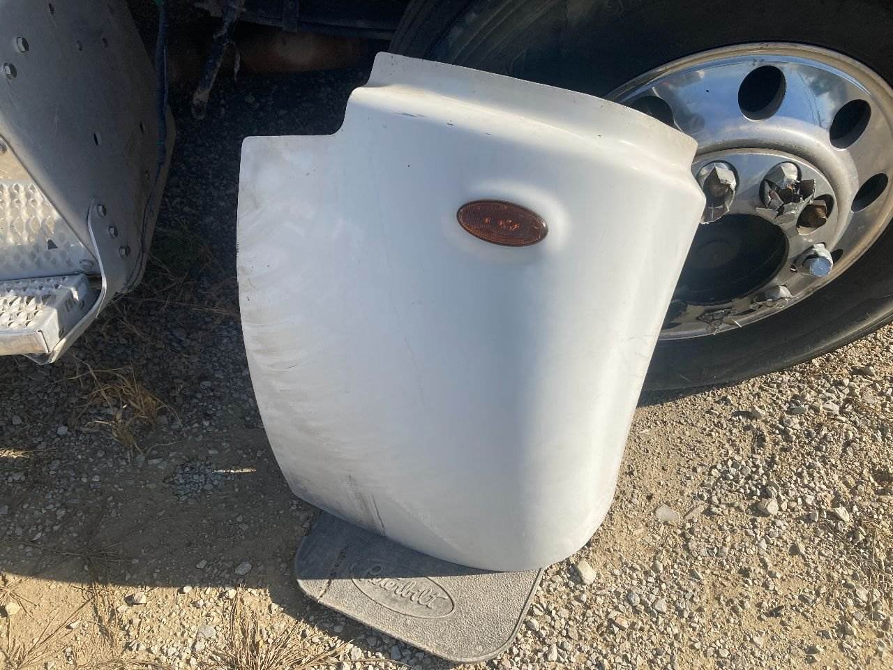 2013 Peterbilt 386 Fender For Sale Des Moines, IA 25545868