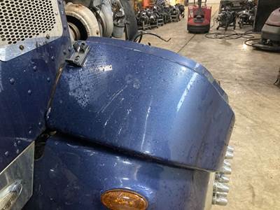 Peterbilt 386 Fender