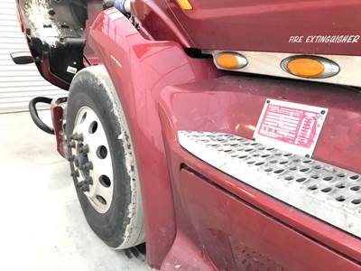 Peterbilt 579 Fender