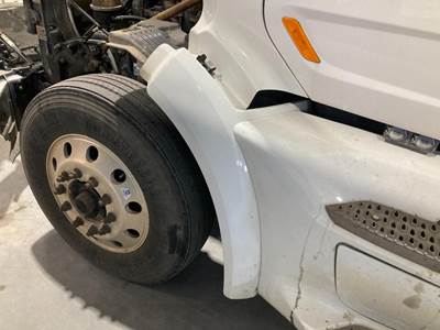 Peterbilt 579 Fender