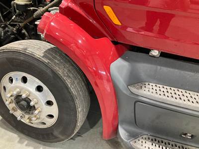 Peterbilt 579 Fender