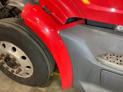 Peterbilt 579 Fender