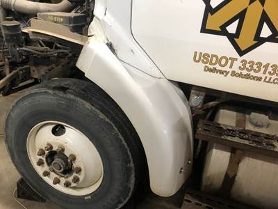 Sterling A9513 Fender