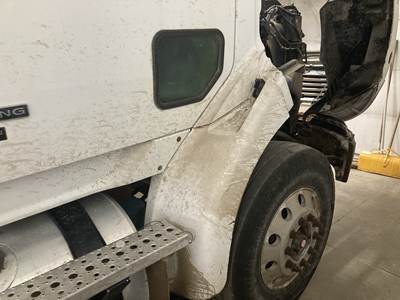 Sterling A9513 Fender