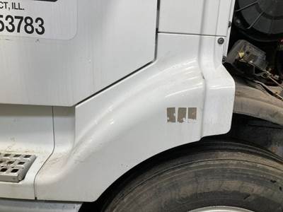 Volvo VNL Fender