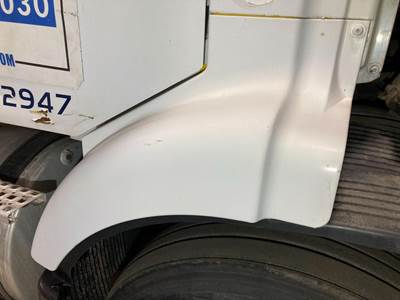 Volvo VNM Fender