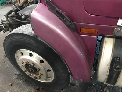 Volvo WIA Fender