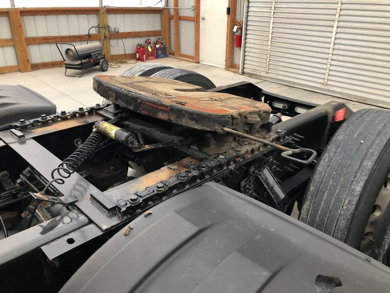 2016 Fontaine Fifth Wheel for a Volvo VNL For Sale Council Bluffs, IA