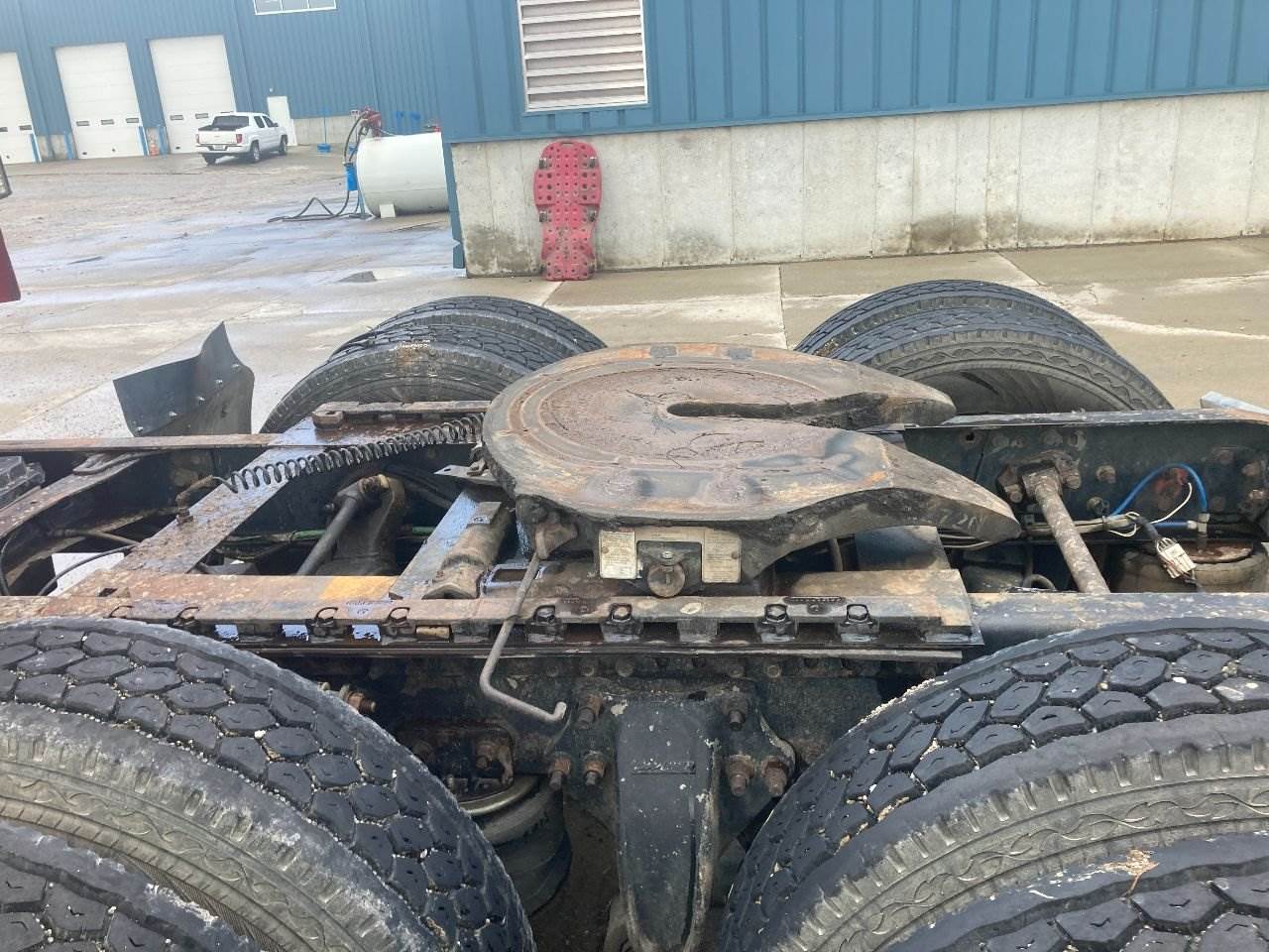 1999 Simplex SE II Fifth Wheel for a Freightliner C120 Century For Sale