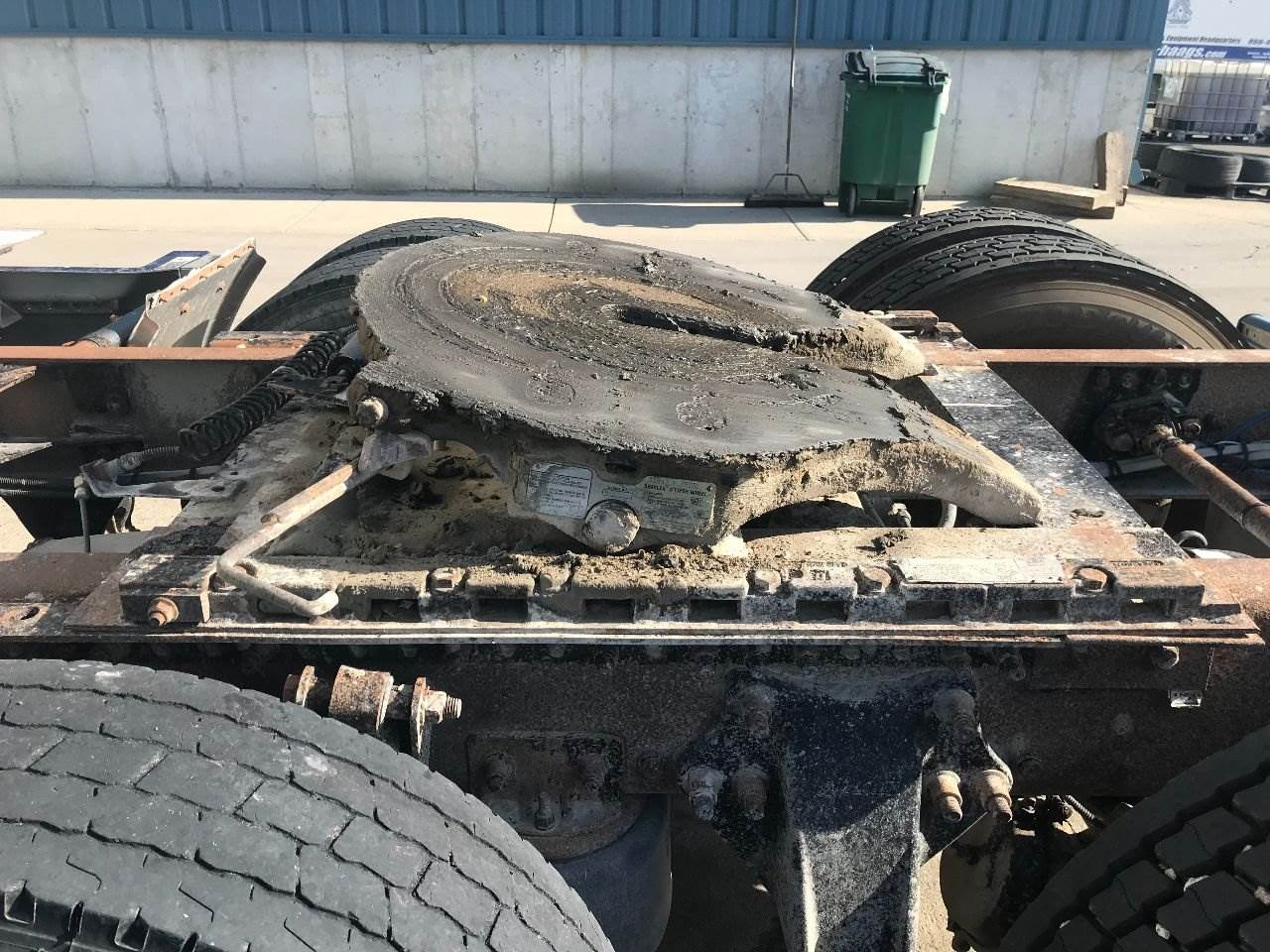 2003 Simplex SE II Fifth Wheel for a Freightliner C120 Century For Sale